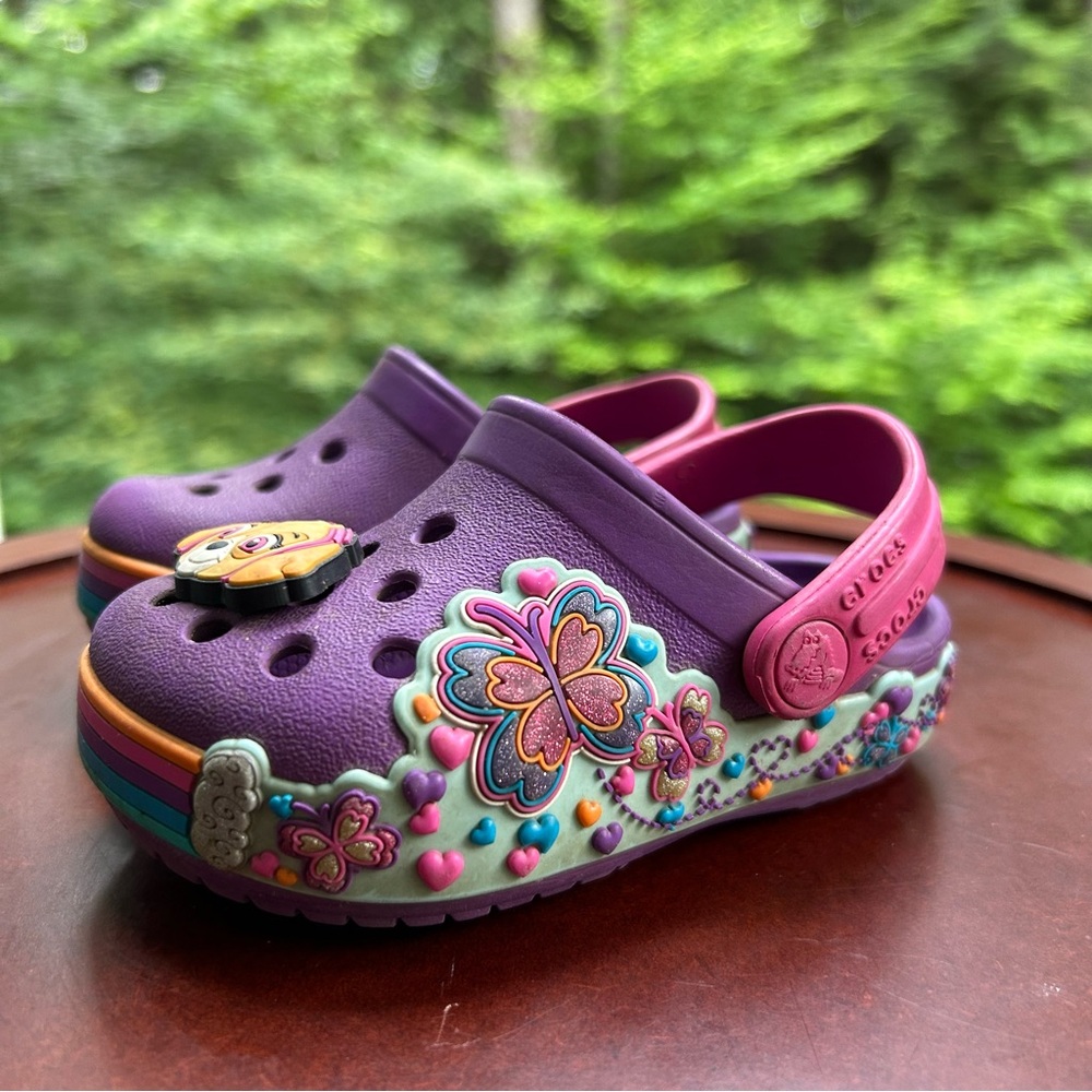 Crocs x Paw Patrol | Toddler Girl Size 5 | Rare Rainbow Butterfly Skye Clogs - Picture 4 of 12